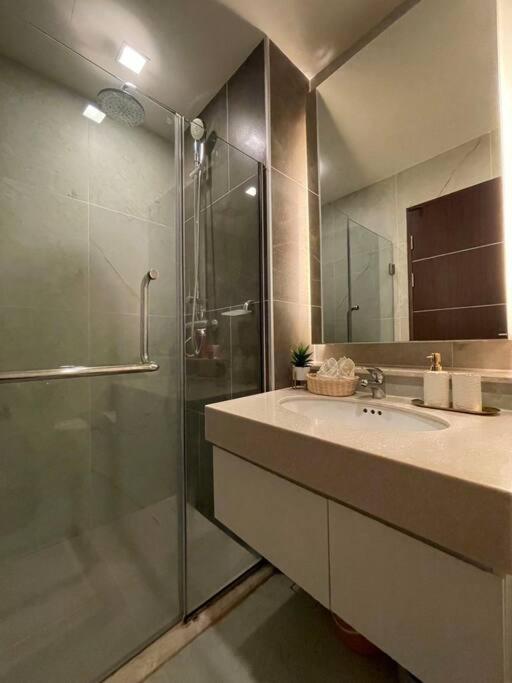 Luxury And Modern Condo In Central Chiang Mai - Astra Condo Ngoại thất bức ảnh