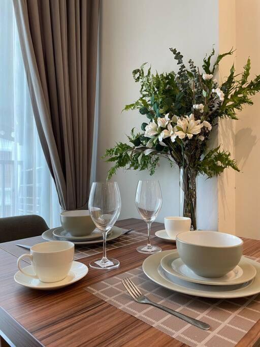 Luxury And Modern Condo In Central Chiang Mai - Astra Condo Ngoại thất bức ảnh